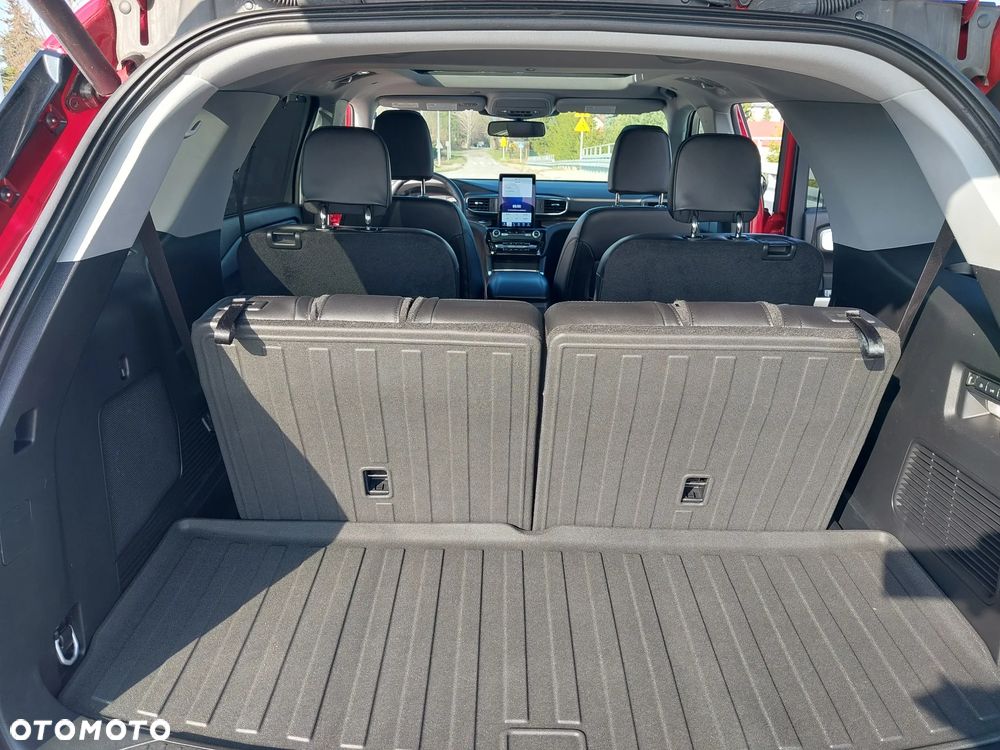 Ford Explorer - 19