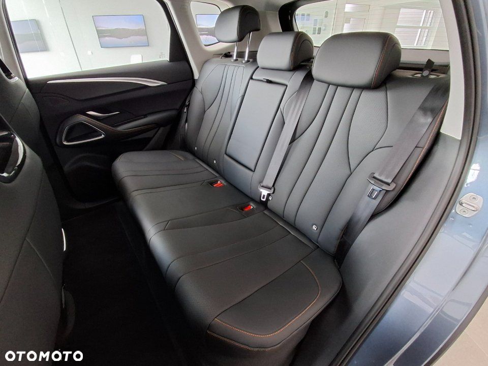 BYD Sealion 5 - 23
