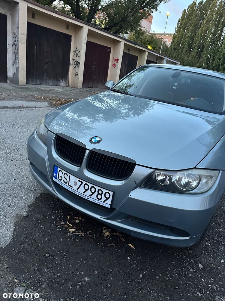 BMW Seria 3 318i - 7