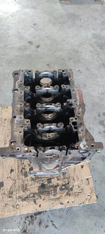 BLOK SILNIKA AUDI A4 B7 A6 C6 2.0 TDI BRE 03G021A - 6
