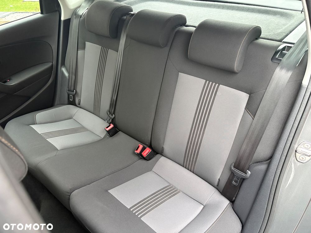 Volkswagen Polo 1.2 TSI Blue Motion Technology Allstar - 16