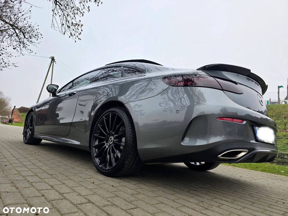 Mercedes-Benz Klasa E 350 9G-TRONIC AMG Line - 1