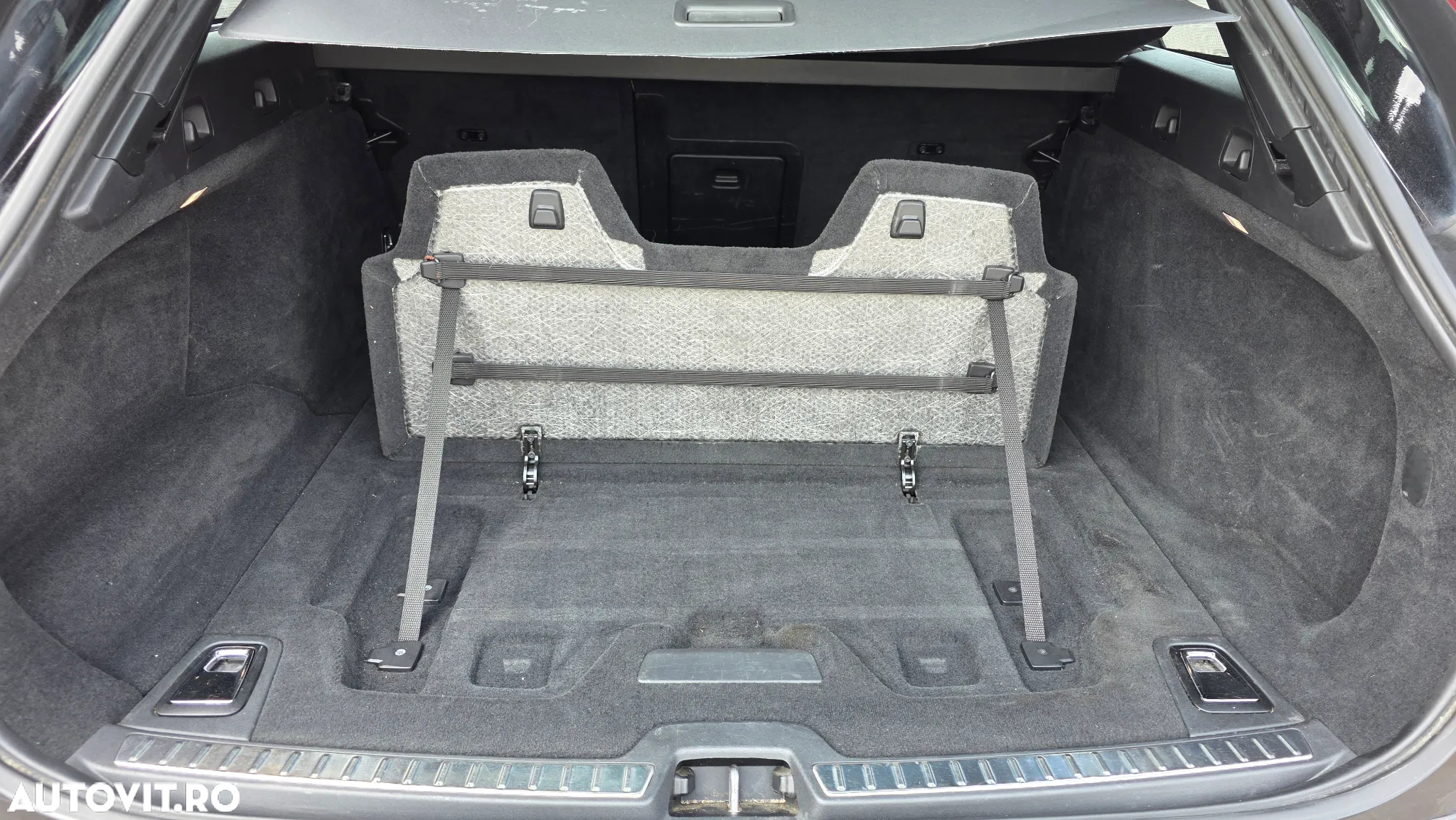 Volvo V90 D4 Geartronic Momentum Pro - 31