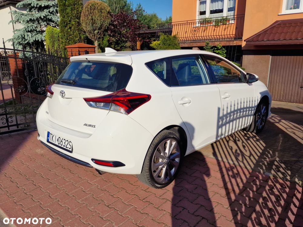 Toyota Auris 1.2 T Prestige - 3