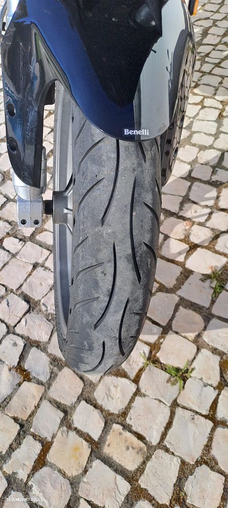 Benelli TRK 251 - 16