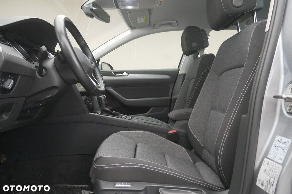 Volkswagen Passat Variant - 12