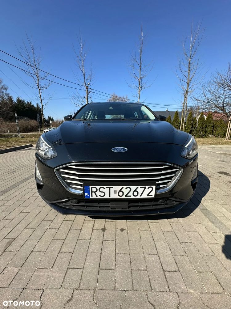 Ford Focus 1.5 EcoBlue STart-Stopp-System TITANIUM - 2