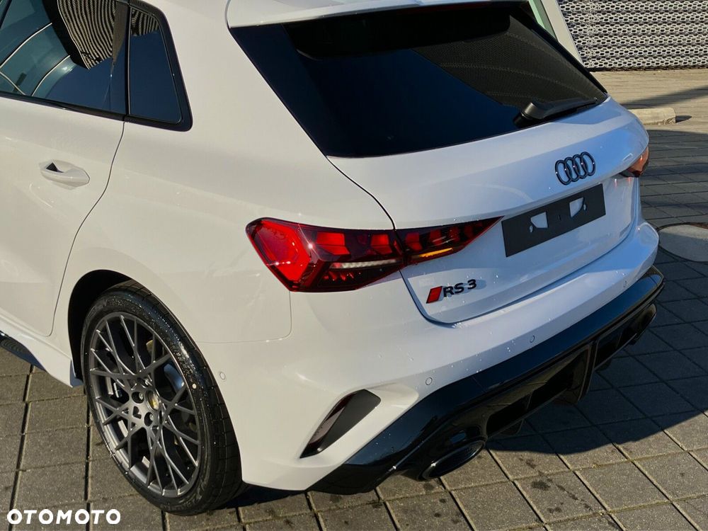 Audi RS3 Sportback - 5