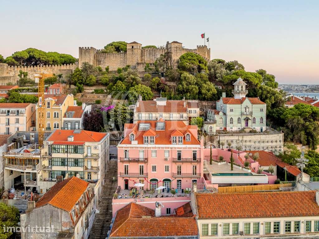 Apartamento T3+2 com jardim, em pleno Castelo, Lisboa - Grande imagem: 2/60