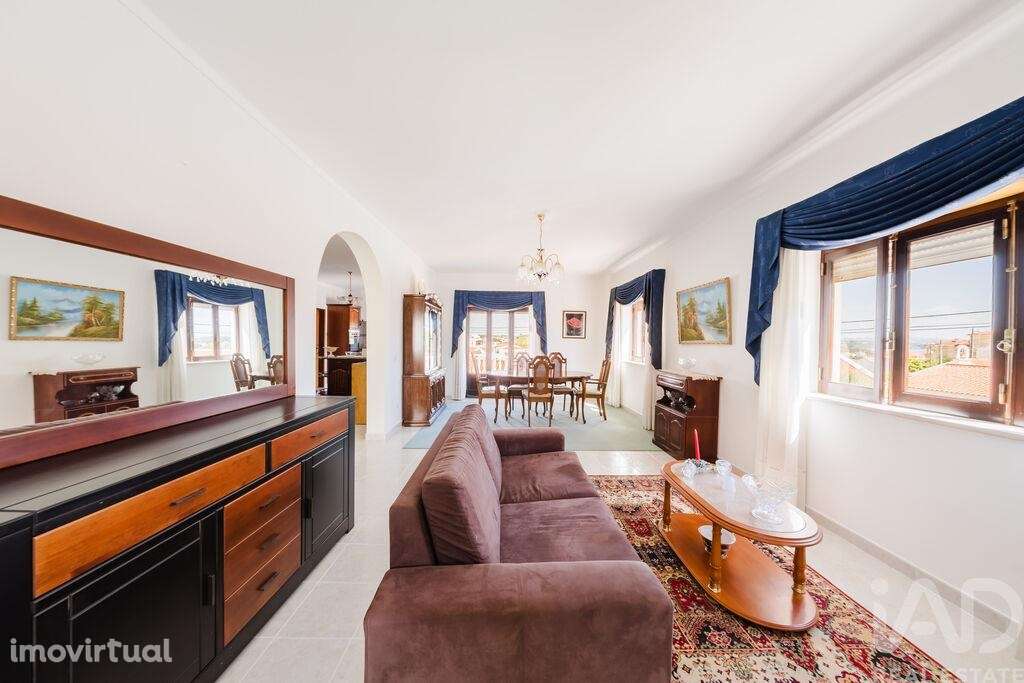 Casa tradicional T6 em Foz do Arelho de 374,00 m2 - Grande imagem: 5/29