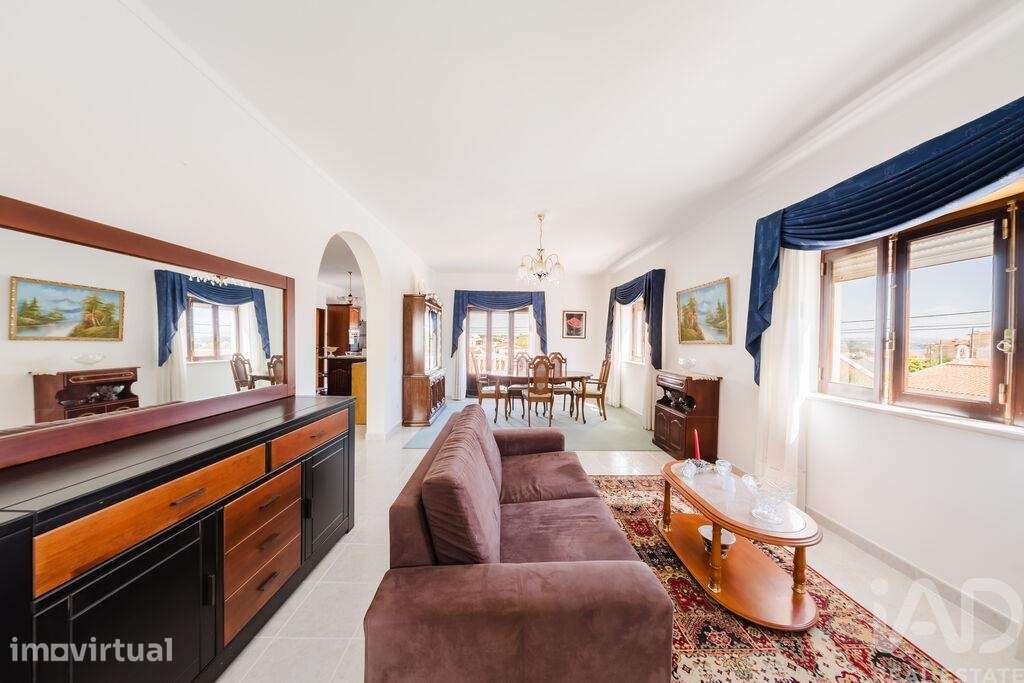 Casa tradicional T6 em Foz do Arelho de 374,00 m2 - Grande imagem: 5/29