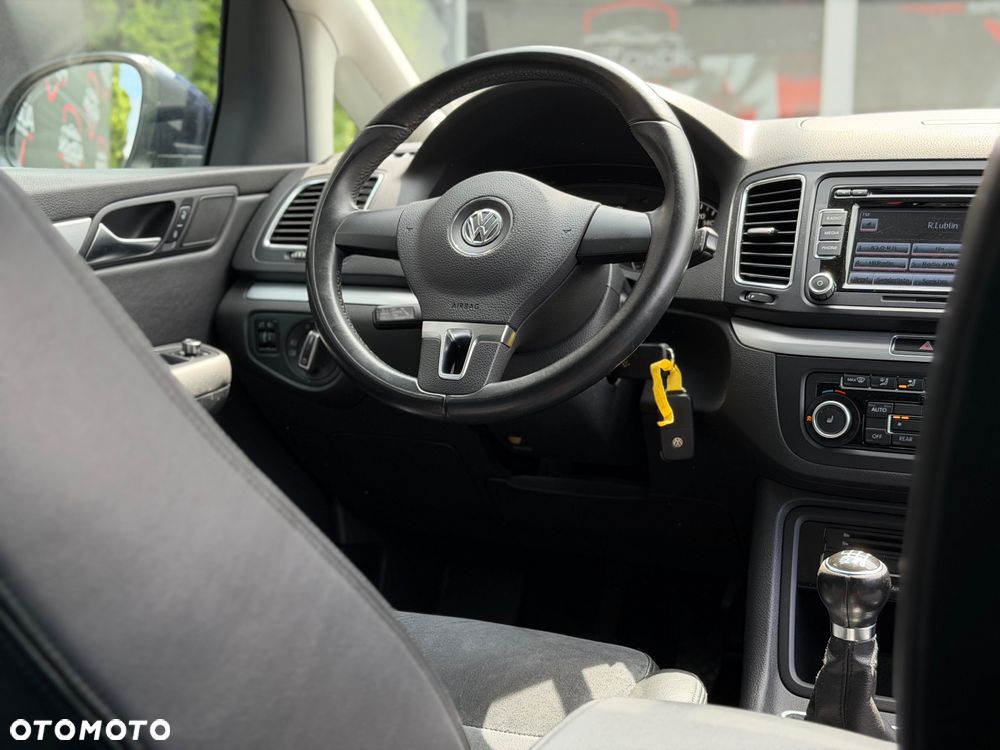 Volkswagen Sharan - 22