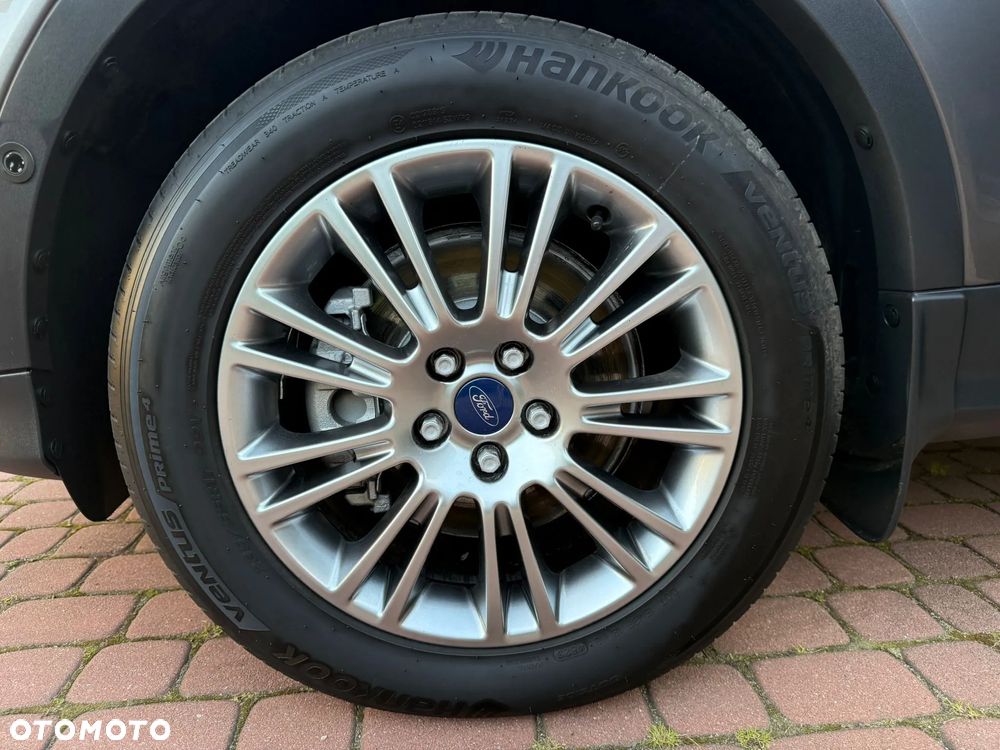 Ford Kuga 2.0 TDCi 4x4 Titanium - 33