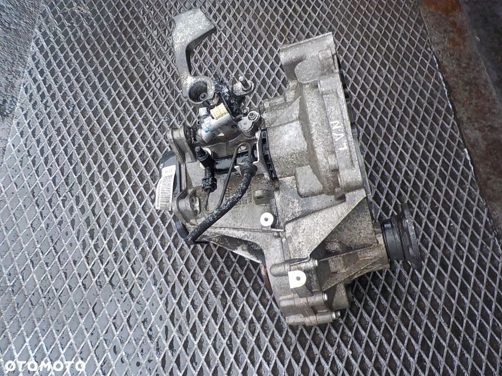 VW GOLF V 1.6 B SKRZYNIA BIEGÓW LVN - 3