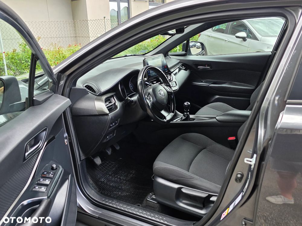 Toyota C-HR 1.2 T GPF Prestige - 13