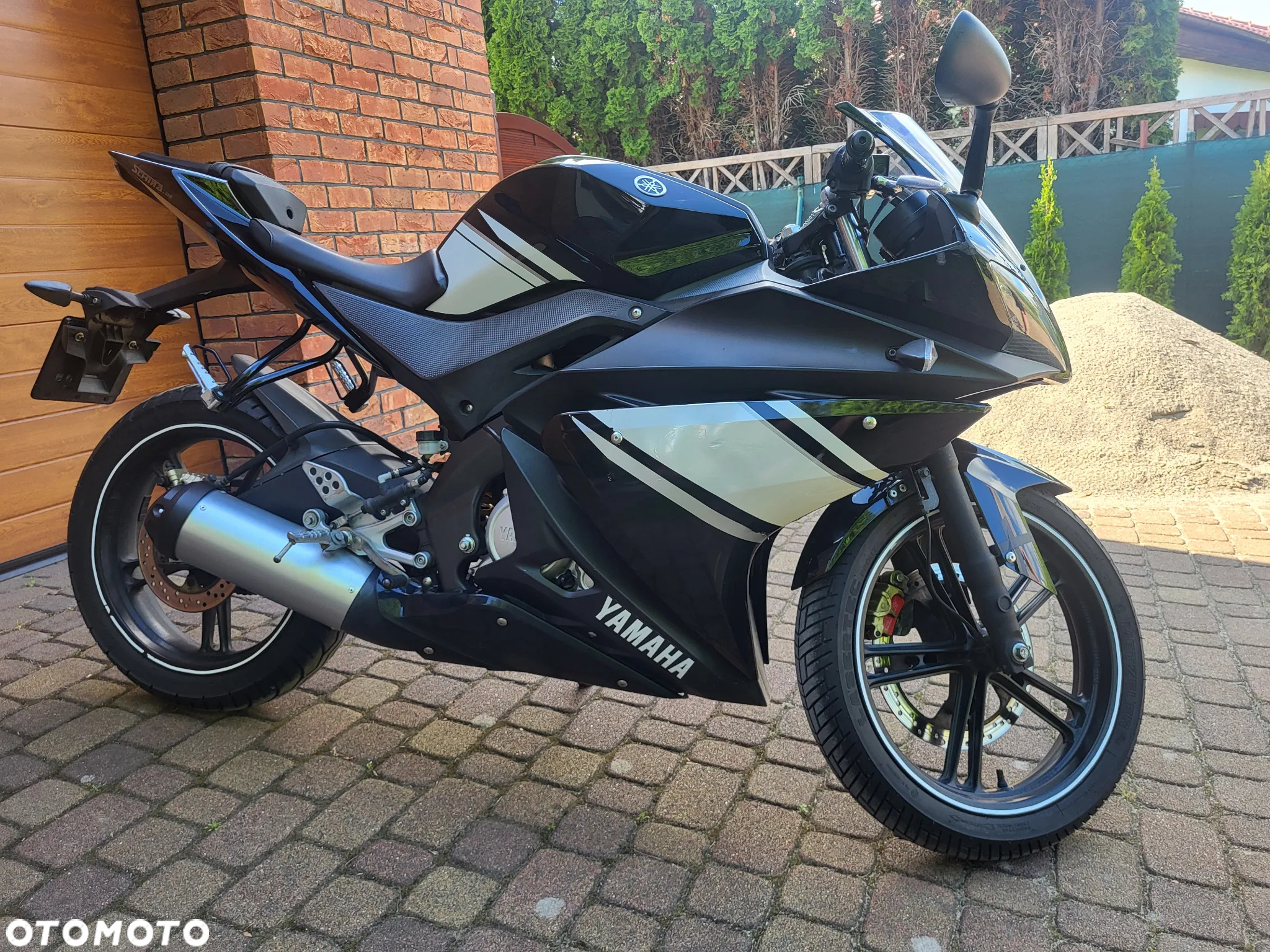 Yamaha YZF - 2