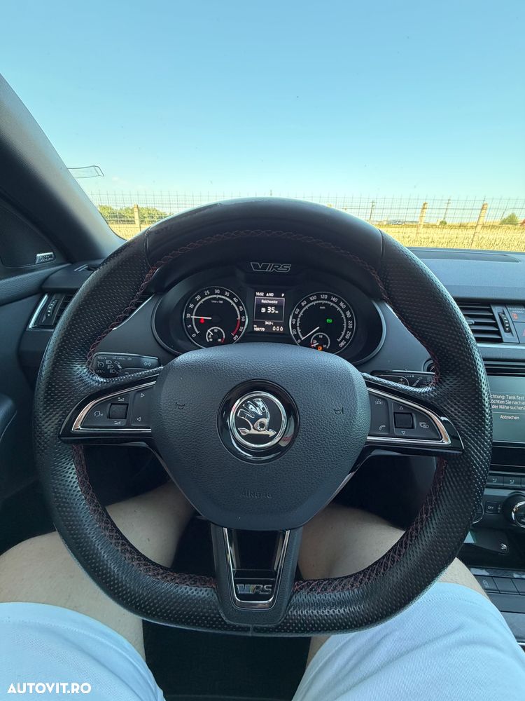 Skoda Octavia 2.0 TDI (Green tec) DSG RS - 8