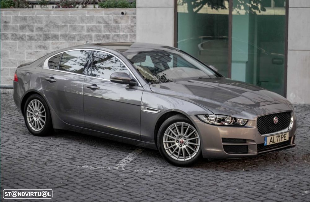 Jaguar XE E-Performance Aut. Prestige - 4