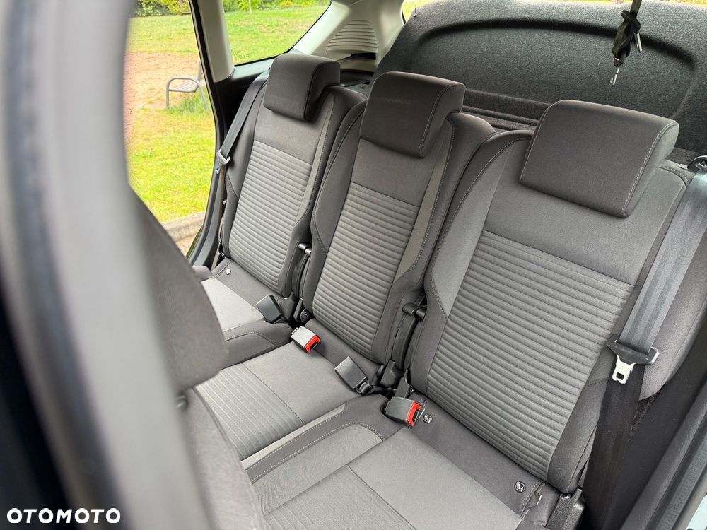 Ford C-MAX - 21
