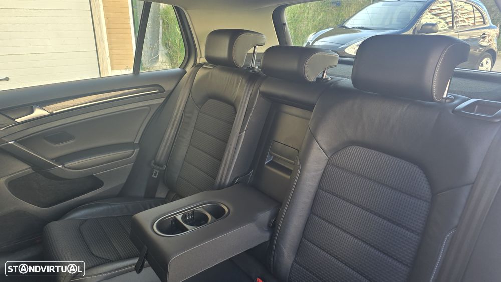 VW Golf 1.6 TDi DPF DSG Highline - 15