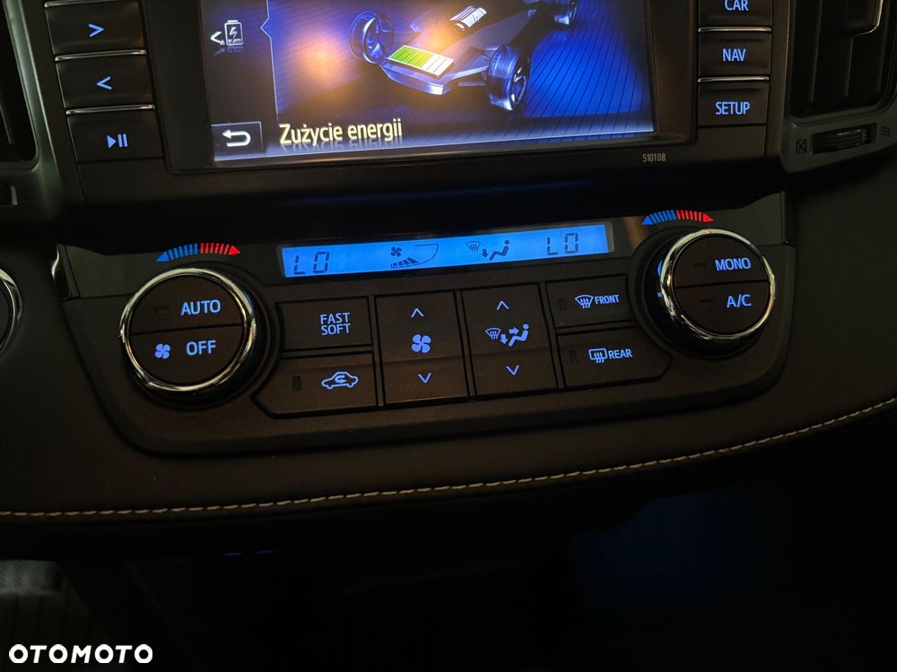 Toyota RAV4 Hybrid Premium 4x4 - 19