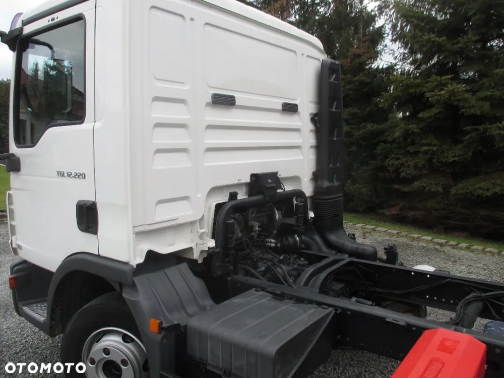 MAN TGL 12.220 - 7