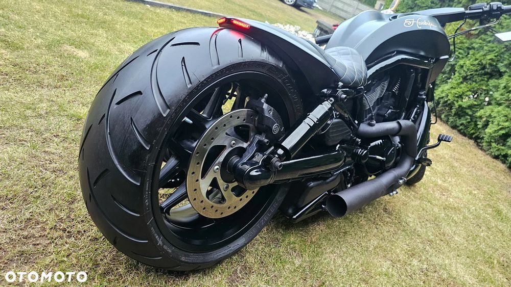 Harley-Davidson V-Rod Night Rod - 2