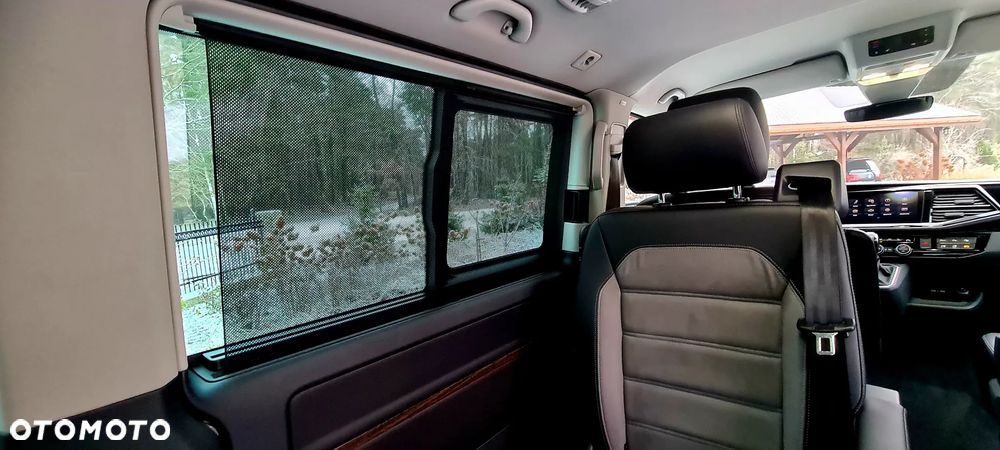 Volkswagen Multivan - 33