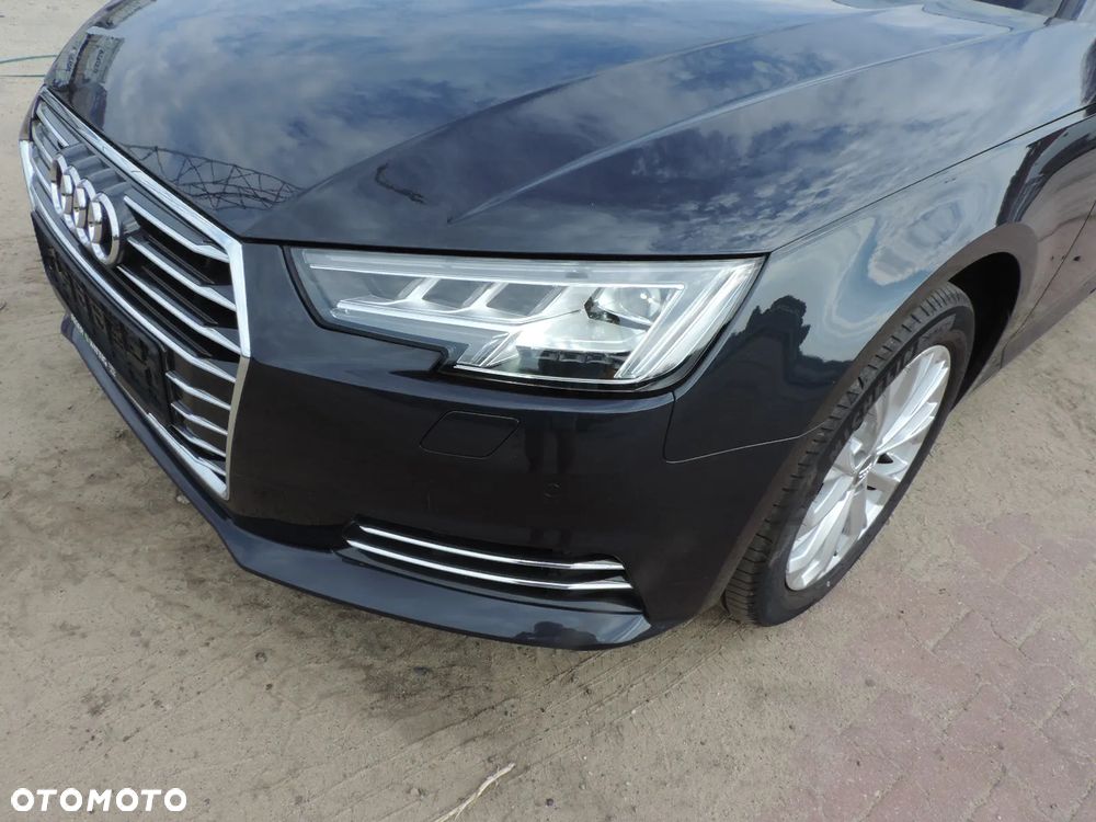 Audi A4 Limousine 1.4 TFSI Design - 18