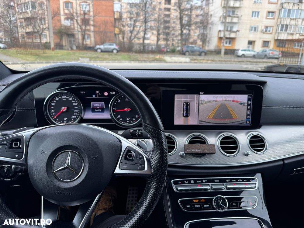 Mercedes-Benz E 220 d 9G-TRONIC AMG Line - 9