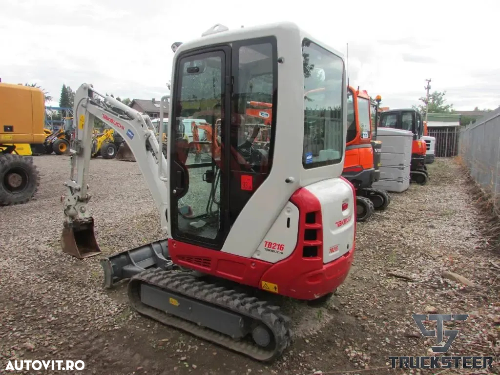Takeuchi TB216 - 4