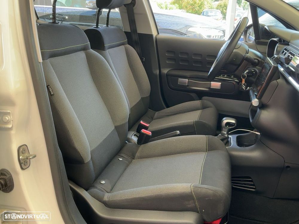 Citroën C3 1.2 PureTech Shine EAT6 - 8