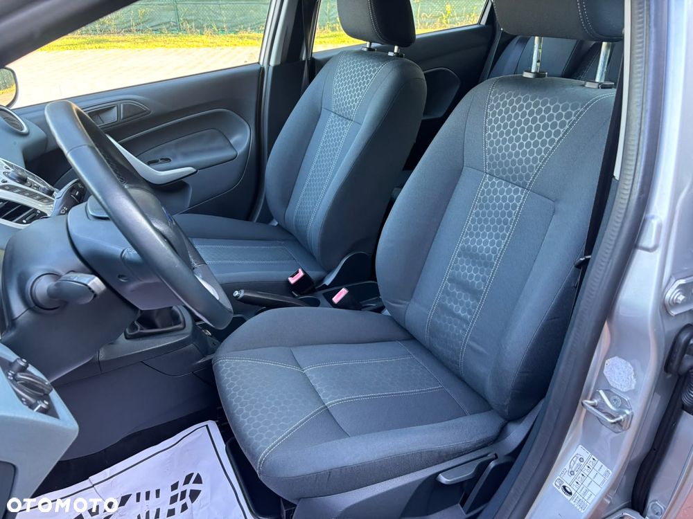 Ford Fiesta 1.25 Titanium - 23