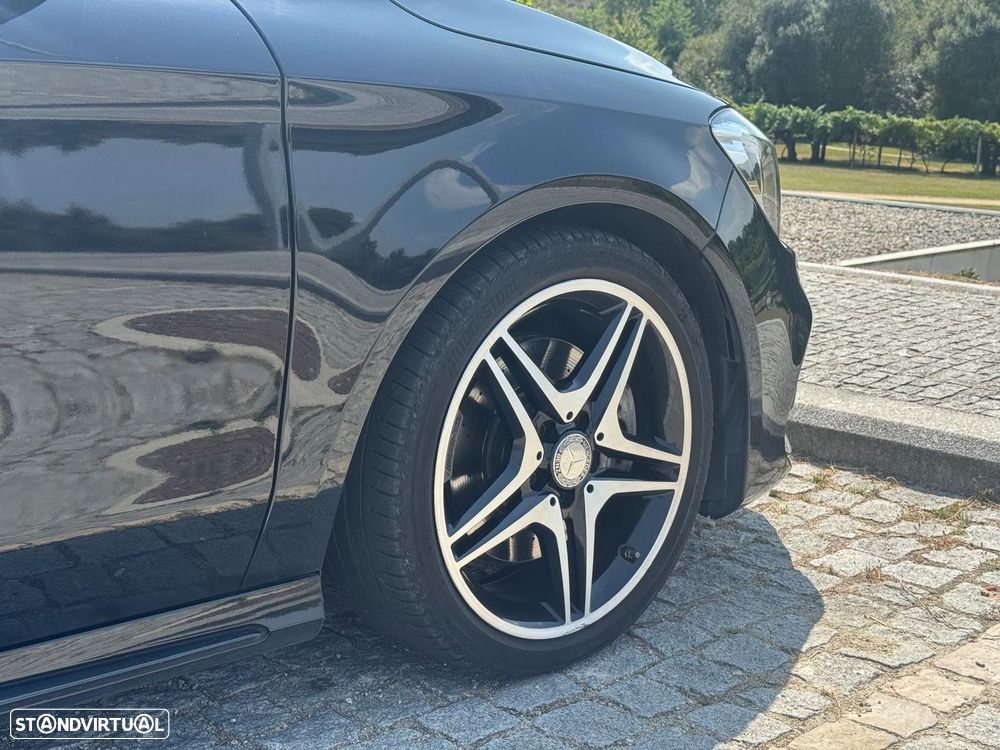 Mercedes-Benz CLA 220 d Shooting Brake AMG Line Aut. - 12