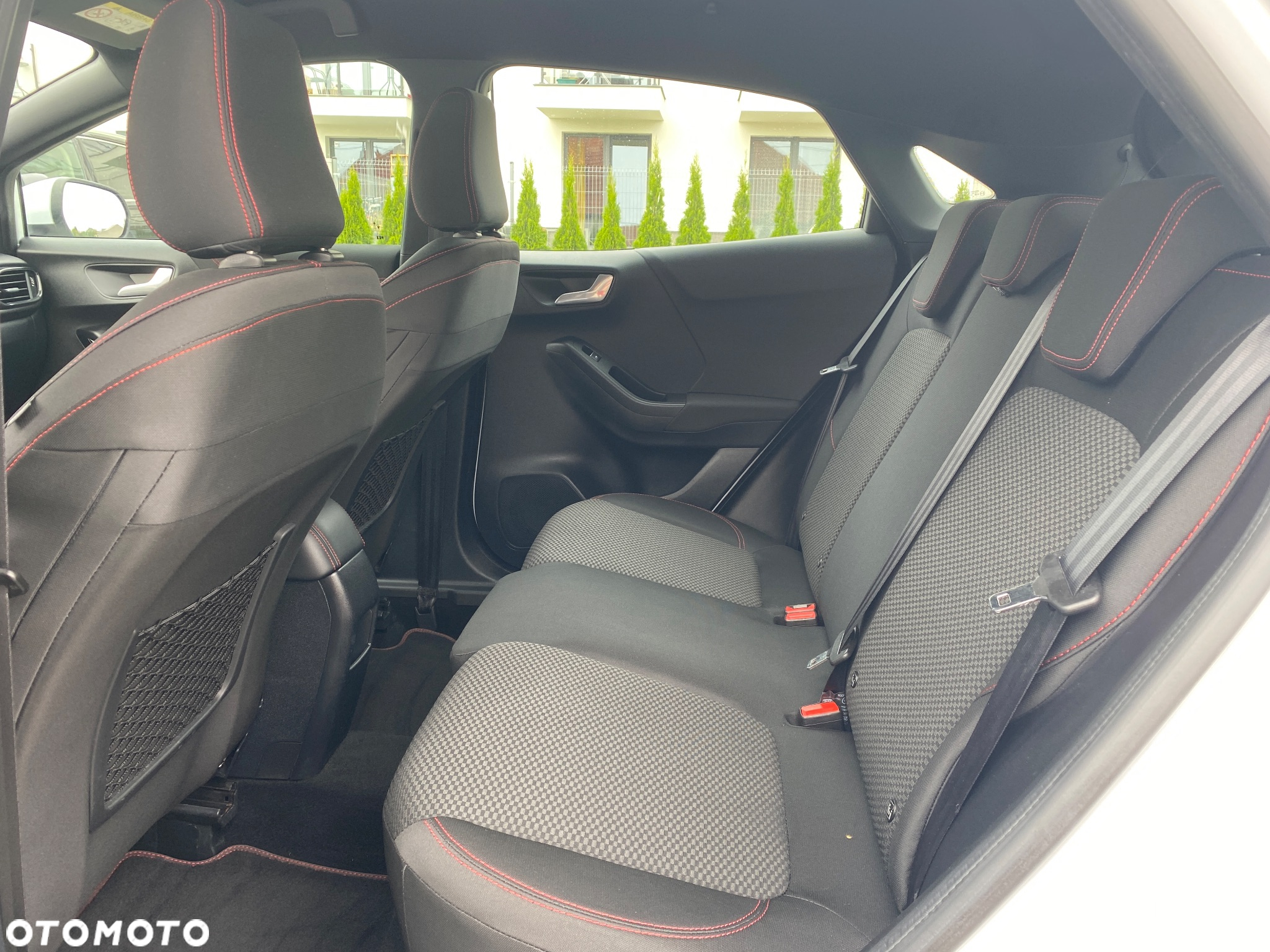 Ford Puma 1.0 EcoBoost Hybrid ST-LINE - 10