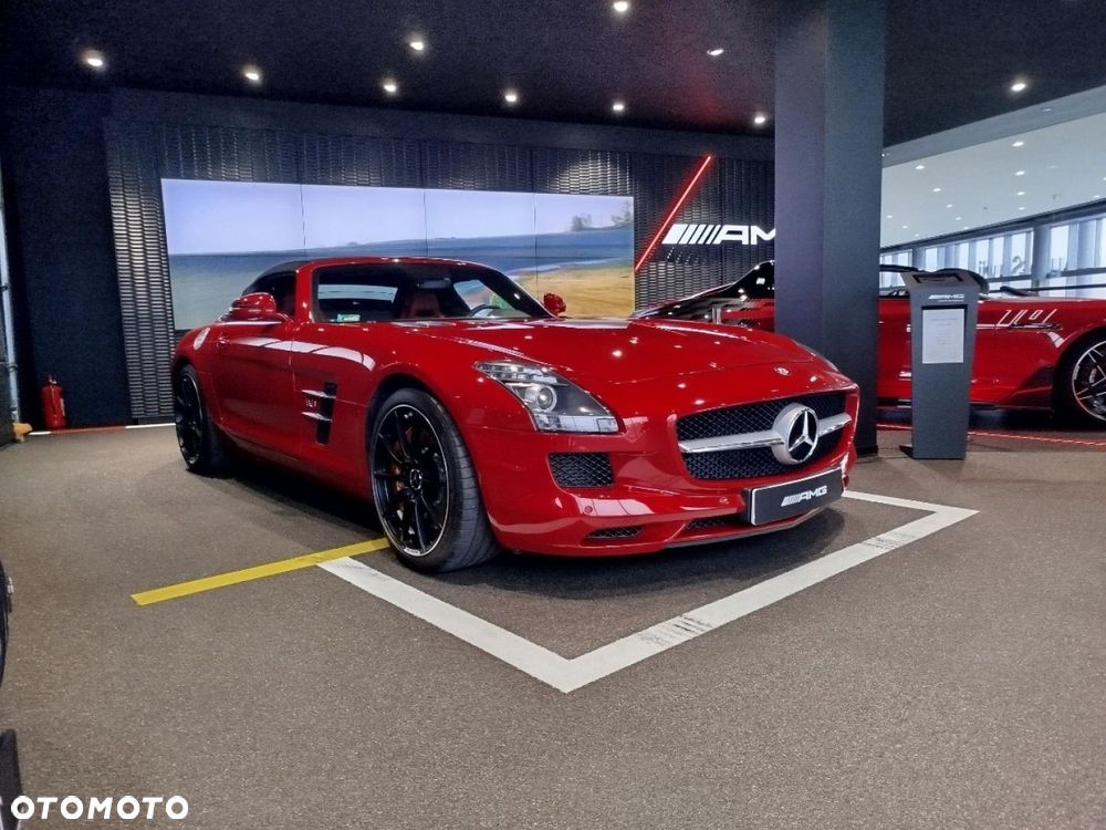 Mercedes-Benz SLS - 3