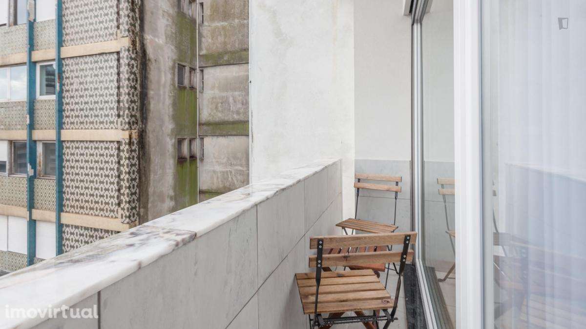 Apartamento com 1 quartos - localizado em Santo Ildefonso Porto - Grande imagem: 4/30