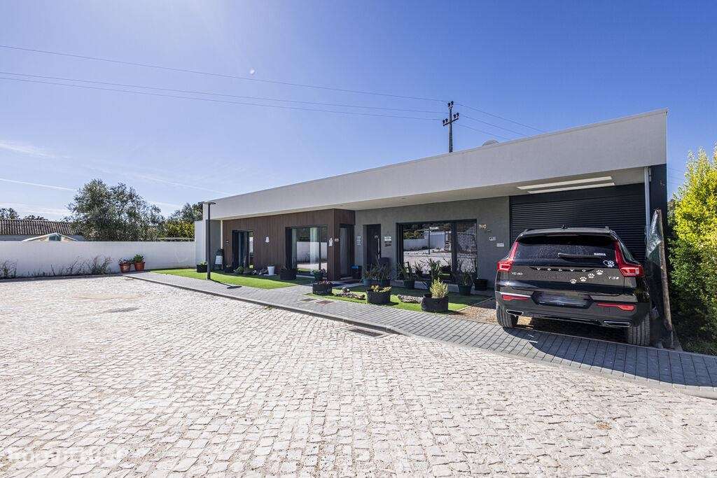 Casa / Villa T3 em Rio Maior - Grande imagem: 4/40