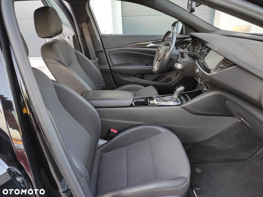 Opel Insignia 2.0 CDTI Business Elegance S&S - 11