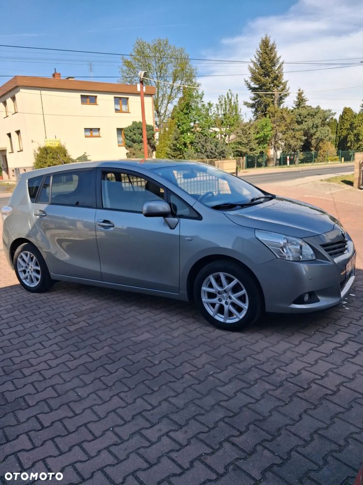 Toyota Verso - 2
