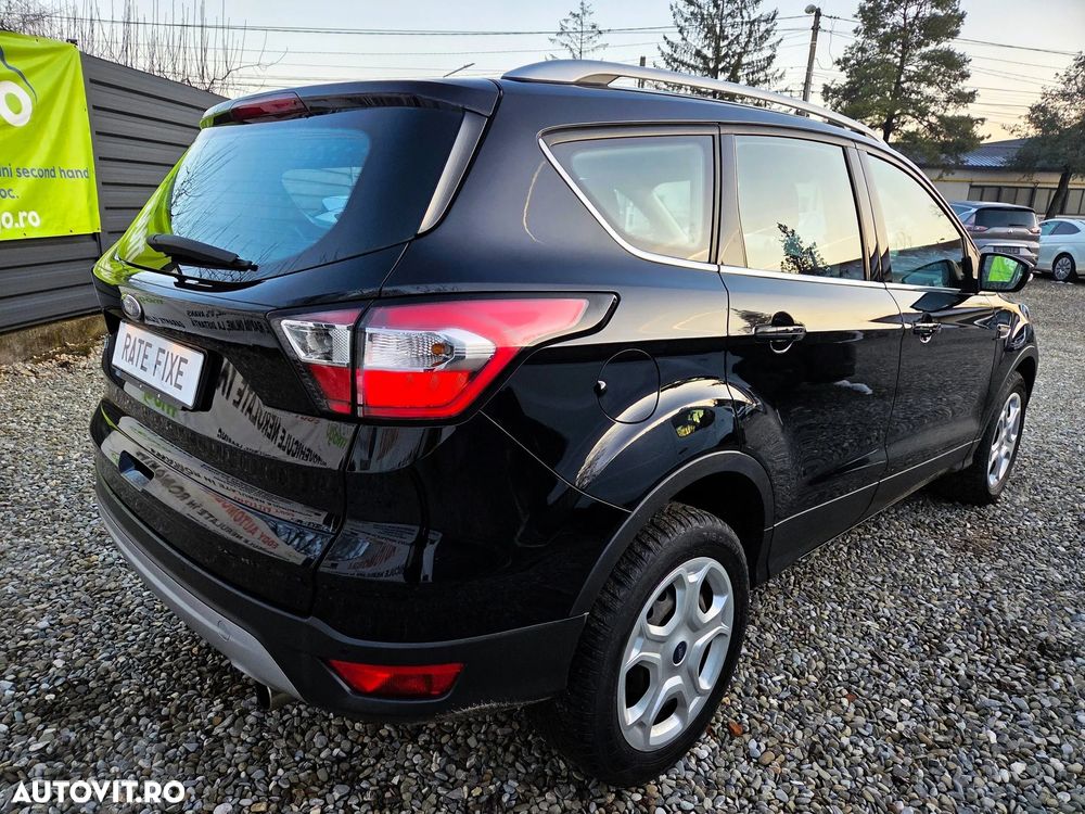 Ford Kuga 1.5 TDCi 2x4 Business Edition - 3