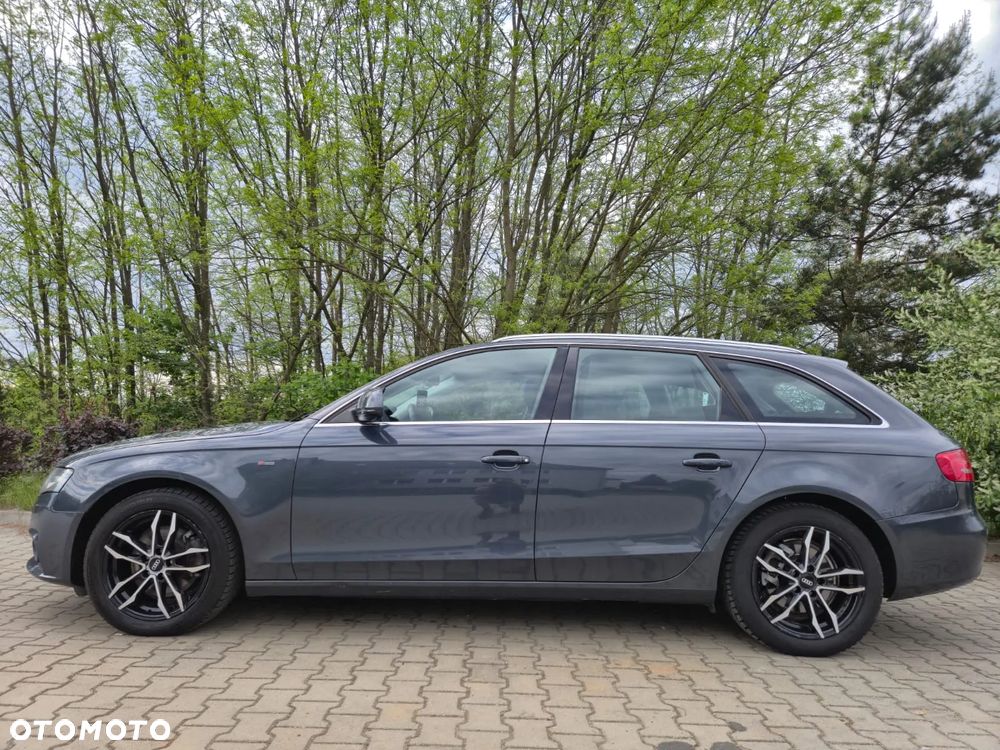 Audi A4 Avant 2.0 TDI DPF Ambiente - 3