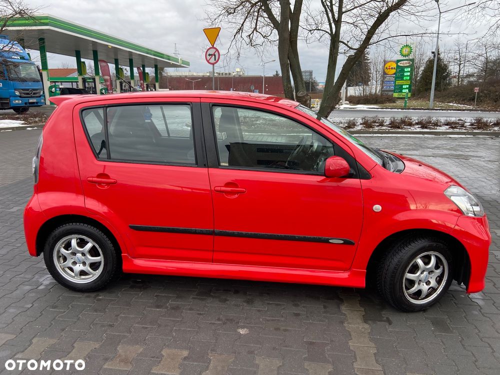 Daihatsu Sirion 1.5 - 11