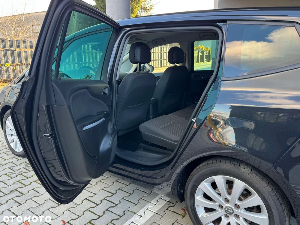 Opel Zafira Tourer 1.4 Turbo Business Edition - 15