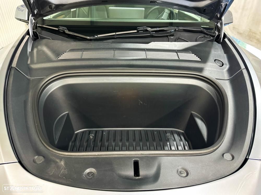 Tesla Model Y Performance Dual Motor AWD - 59