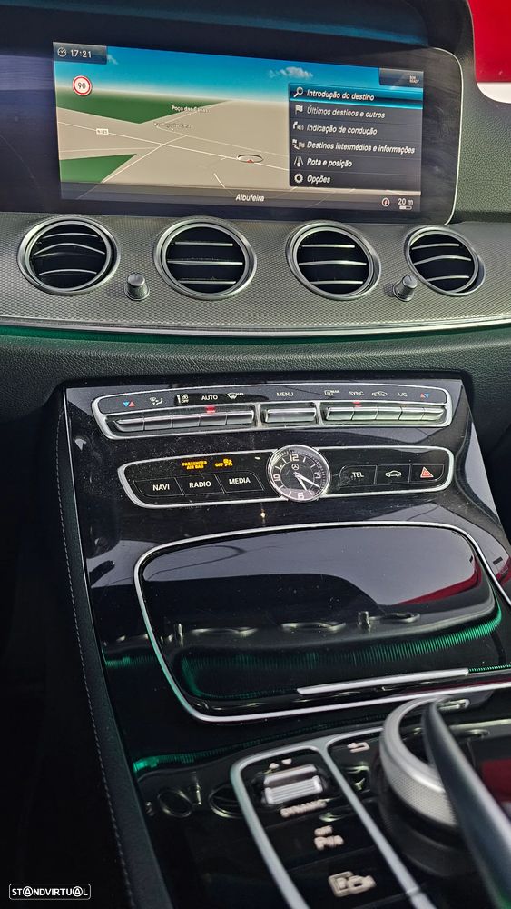 Mercedes-Benz E 220 d T 9G-TRONIC Exclusive - 33