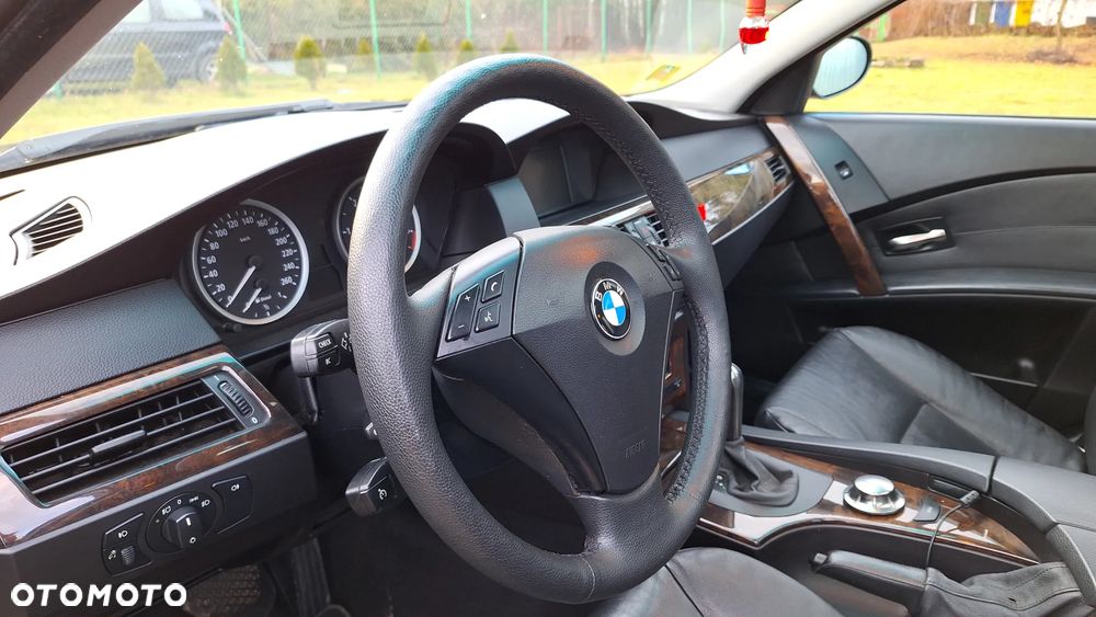 BMW Seria 5 535d - 22