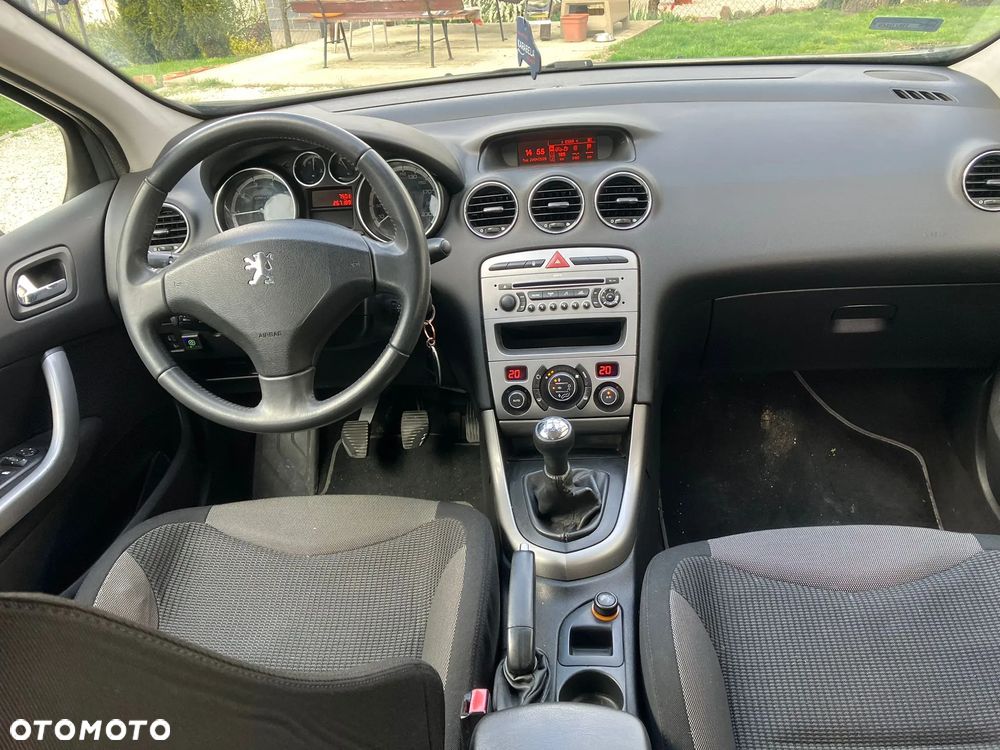 Peugeot 308 1.6 Trendy - 11