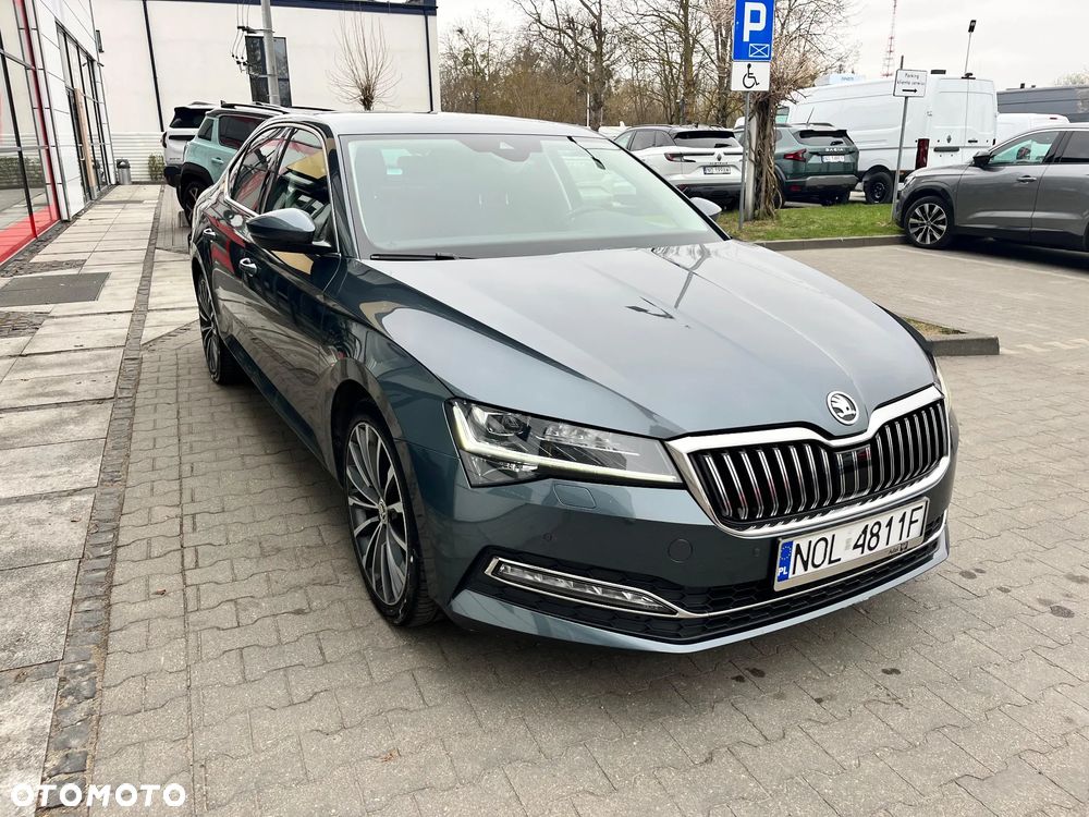 Skoda Superb 2.0 TDI SCR 4x4 Style DSG - 11