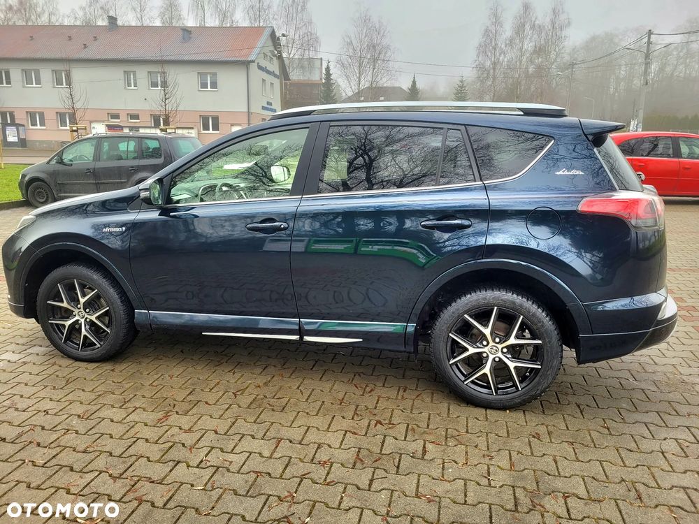 Toyota RAV4 Hybrid Selection 4x4 - 13